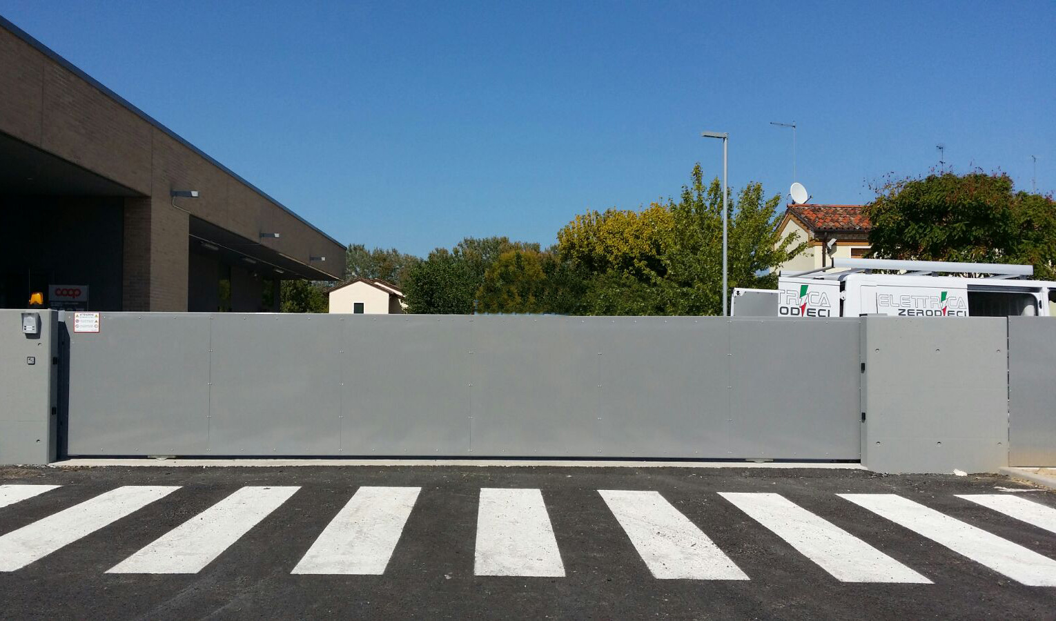 Automazione cancello motorizzato